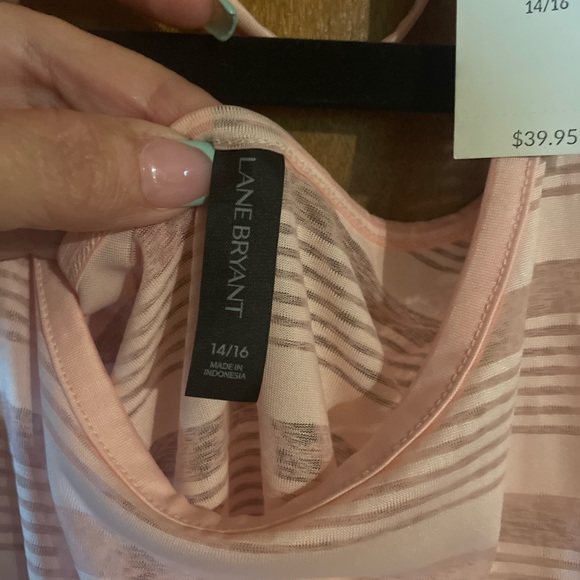 Lane Bryant top. 14/16 - Picture 3 of 5